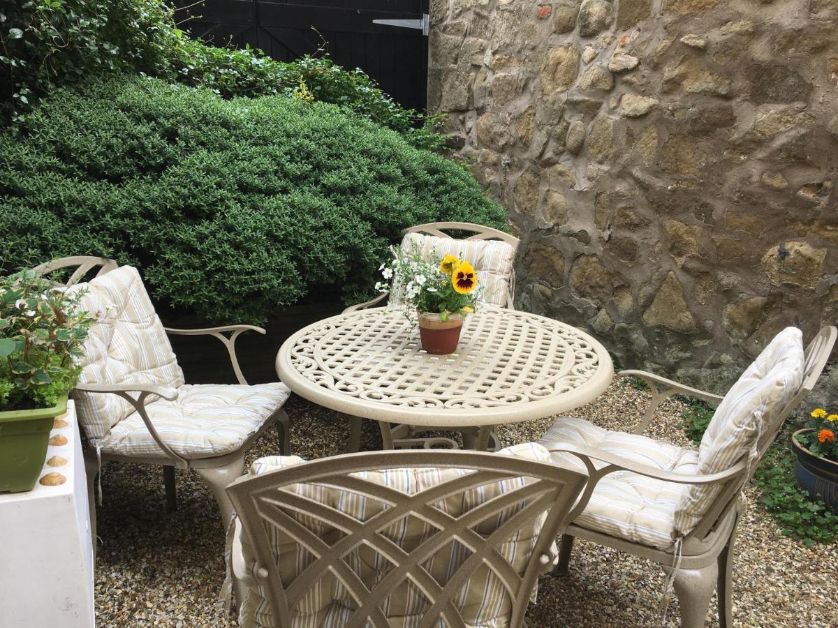 Peaseblossom House, A Charming Grade II Listed Building, In A Great Location In Alnwick Luaran gambar